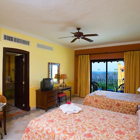 Occidental Grand Cozumel Hotel Exterior photo