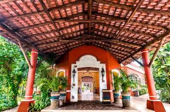 Occidental Grand Cozumel Hotel Exterior photo